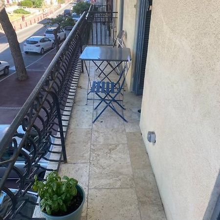Jolie Appartement En Plein Centre Du Village Les Arcs-sur-Argens Luaran gambar